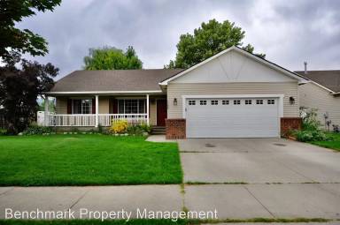 Main picture of 1160 W Palouse Dr