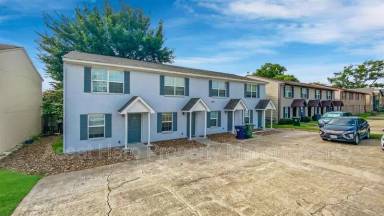 Main picture of 2916 Prairie Flower Cir