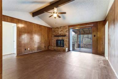 Main picture of 6213 Stardust Dr S
