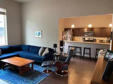 Main picture of 1417 SW 10th Ave