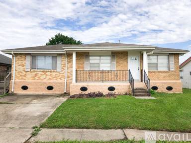 Main picture of 1513 Disney Dr