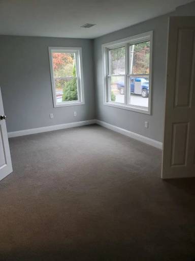 Main picture of 1 Dela Park Ln