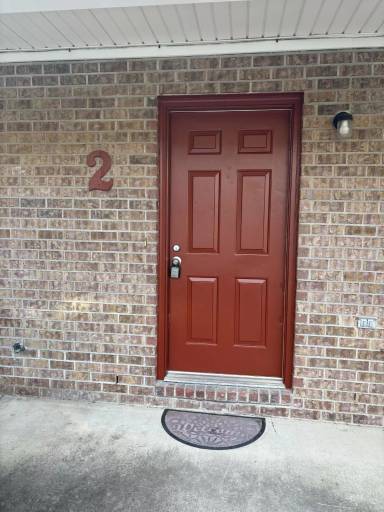 Main picture of 939 Tanager Rd