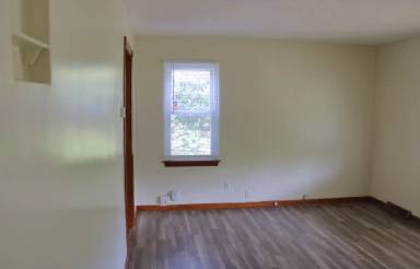 Main picture of 25740 Richards Ave