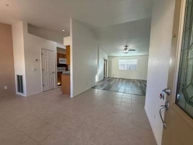 Main picture of 751 Skyview Ln