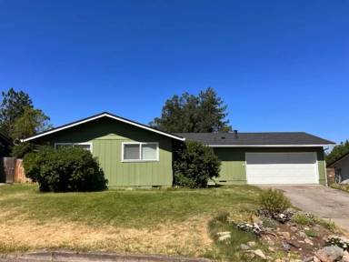 Main picture of 915 Glendower St