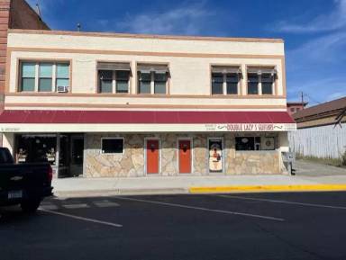 Main picture of 123 W Broadway St