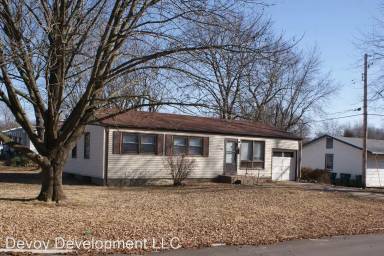 Main picture of 9710 Calumet Dr