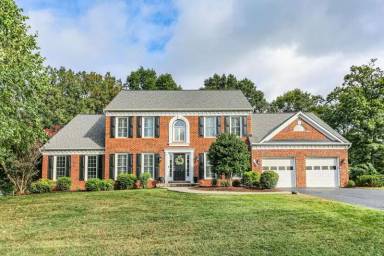 Main picture of 6000 Blackstone Blvd