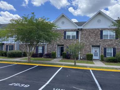 Main picture of 2931 Oxford Pl