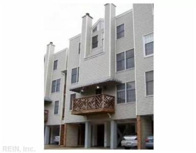 Main picture of 1301 Hampton Blvd