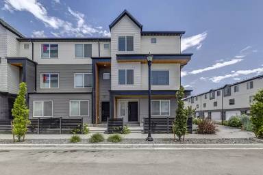 Main picture of 318 S 1130 W