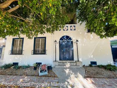 Main picture of 322 1/2 N Kenwood St