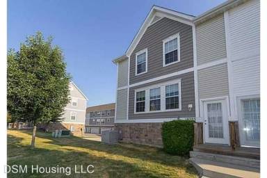 Main picture of 15212 Alpine Dr