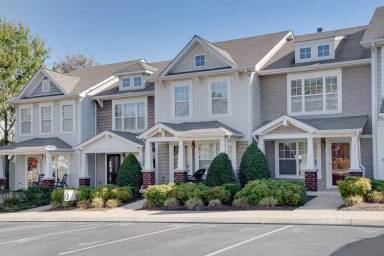 Main picture of 317 Shadow Glen Dr. - 317