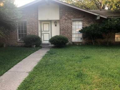 Main picture of 521 Doral Pl