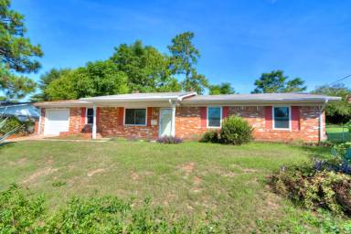 Main picture of 3327 Hillis Rd