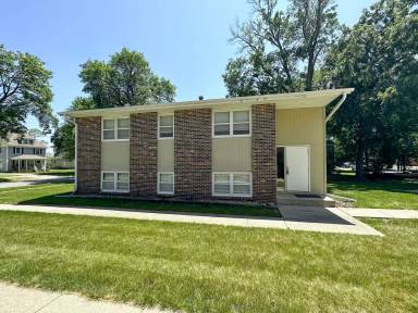 Main picture of 209 Washington Ave