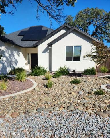 Main picture of 22002 Caramelo St