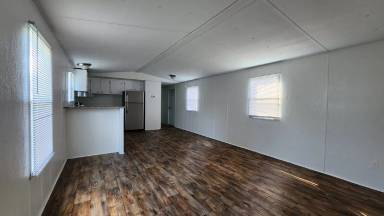 Main picture of 132 Littleton St