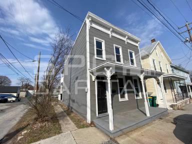 Main picture of 38 N Franklin St