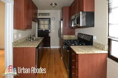 Main picture of 2108 W Ainslie St