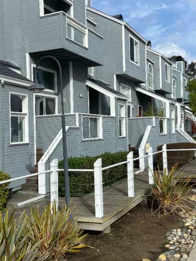 Main picture of 828 Portwalk Pl
