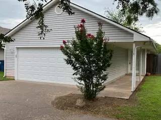 Main picture of 208 N Fretz Ave