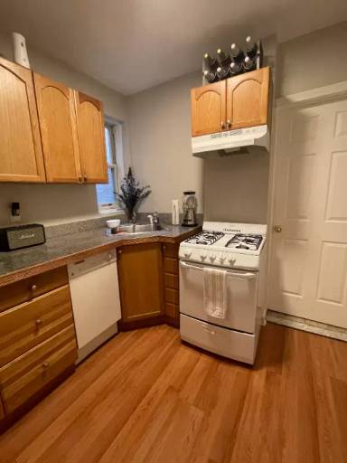 Main picture of 38 Hemenway St Apartments