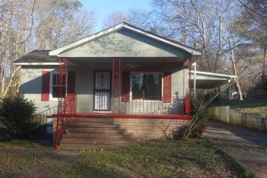 Main picture of 716 Robin Rd