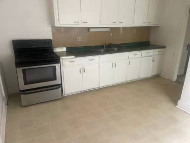 Main picture of 112 N Michigan St