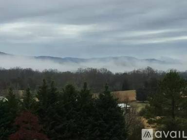Main picture of 152 Rolling Acres Way