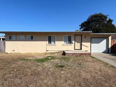 Main picture of 813 E Mariposa Way