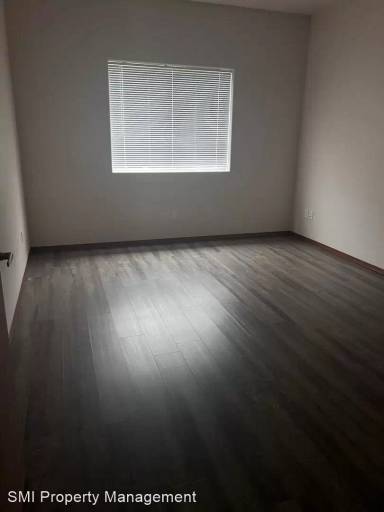 Main picture of 441 SW Kingwood Ave