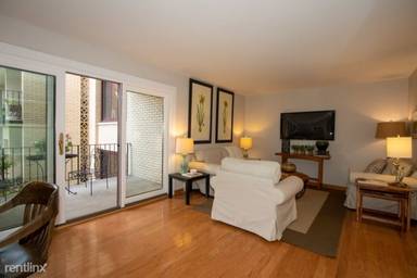 Main picture of 1023 Washington Blvd