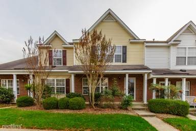 Main picture of 1067 Oak Blossom Way