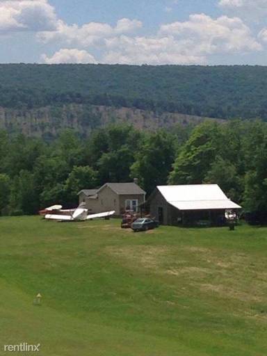 Main picture of 85 Airport Rd