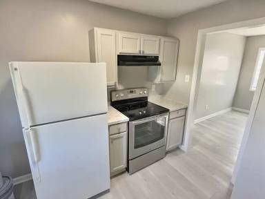 Main picture of 1157 N Belvedere Blvd