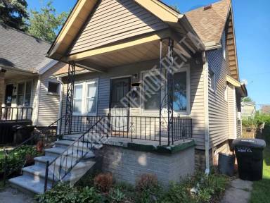 Main picture of 15906 Monica St