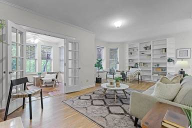 Main picture of 5858 Nina Pl