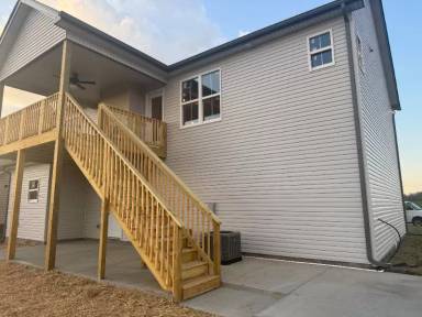 Main picture of 511 Ayden Ln