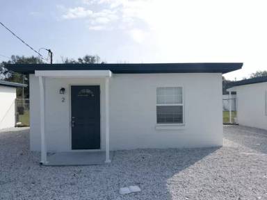 Main picture of 735 S Washington Ave