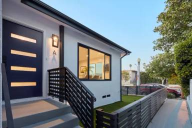 Main picture of 1838 20th St