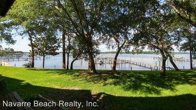 Main picture of 7208 Majestic Blvd