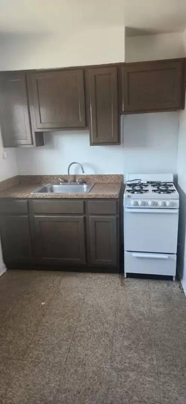 Main picture of 4601 High St