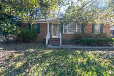 Main picture of 440 Anita Dr