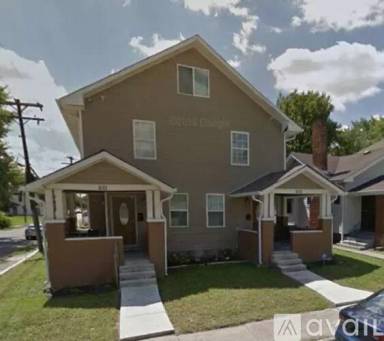 Main picture of 633 W 30th St