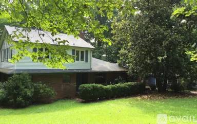 Main picture of 6240 Sharon Hills Rd