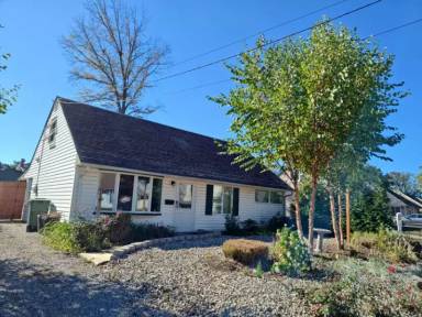 Main picture of 12 Mercury Rd