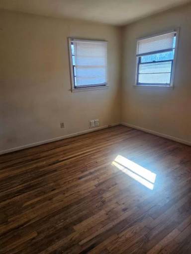 Main picture of 205 Harper St